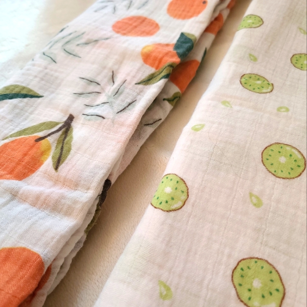 2 Muslim Swaddle Blankets
